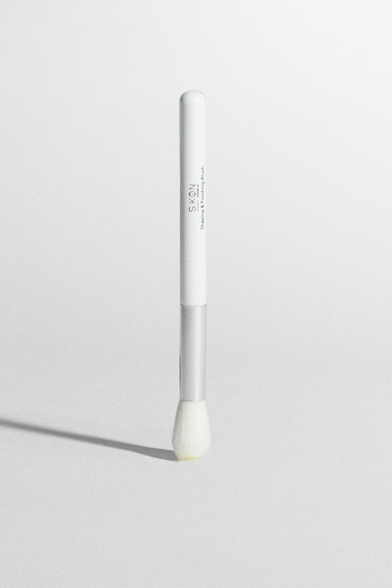 Makeup Brush Shaping & Finishing 002