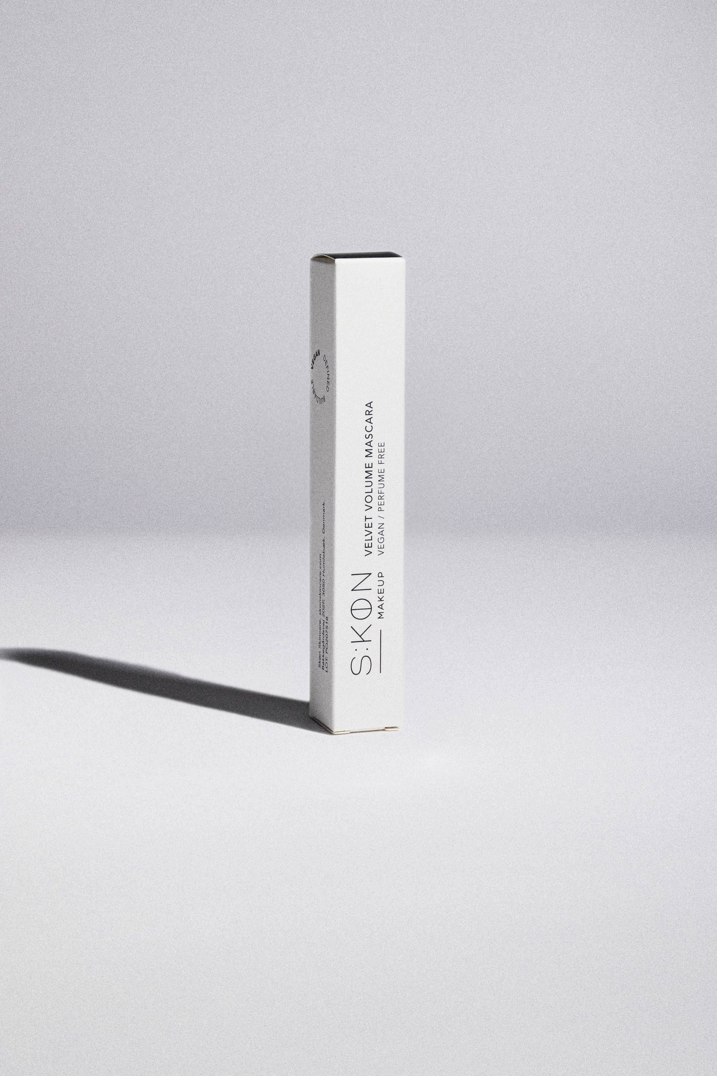 Velvet Volumen Mascara / 8ML